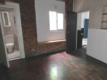 Carlos Ortiz 1290: PH 3AMB.   2 COCINAS   2 BAÑOS   PATIO