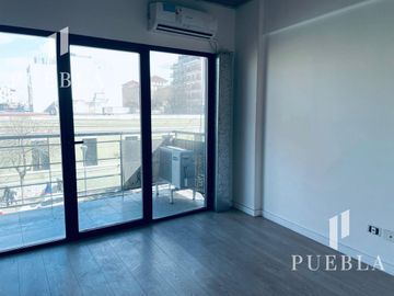 Oficina en Alquiler - Venta ( Parque Patricios )