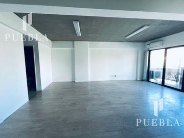 Oficina en Alquiler - Venta ( Parque Patricios )