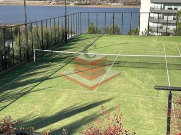 EN VENTA DEPTO DE CATEGORIA EN COMPLEJO VENETO VILLAGE EN SIQUIMAN SOBRE RUTA 38 REF: 2038