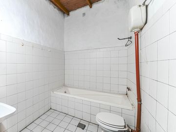 Alquiler Local Comercial en Mataderos