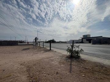 TERRENO COMERCIAL EN RENTA, ANTIGUA CARRETERA TORREÓN SAN PEDRO