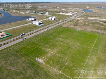 Lote en venta a laguna con posesión inmediata en Gaboto, Hudson, con FINANCIACION!