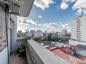 Venta Departamento Cuatro Ambientes Luminoso