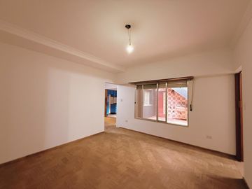 Rio De Janeiro 827 - Terreno De 10 x 25 En Venta - Belgrano, Rosario