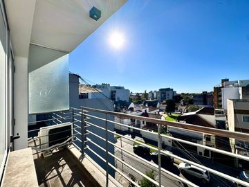 Departamento dos amb - alquiler - Castelar sur, calle Mitre, Moron