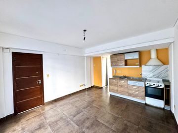 Departamento dos amb - alquiler - Castelar sur, calle Mitre, Moron