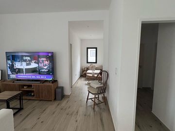 Casa 4 ambientes en Santa Elena, Pilar del este.