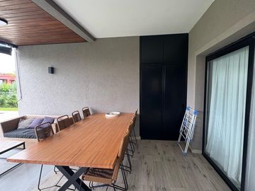 Casa 4 ambientes en Santa Elena, Pilar del este.