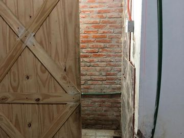 Depósito - Llavallol - Alquiler - Entrada de 1.55 mts - Alto de 5 mts