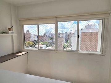Av. Pellegrini 822 - Departamento De 3 Dormitorios Con Cochera Y Amenities En Venta - Rosario