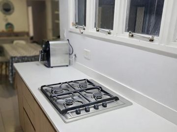 Av. Pellegrini 822 - Departamento De 3 Dormitorios Con Cochera Y Amenities En Venta - Rosario