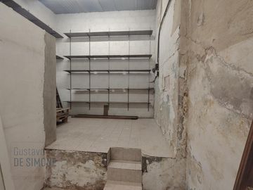 Venta local con fábrica en Balvanera