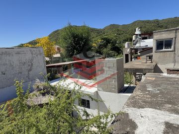 CASA EN VENTA EN SAN ROQUE CON PILETA A 1.2KM DE RUTA E55 CON VISTA A LAS SIERRAS