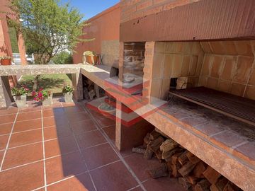 CASA EN VENTA EN SAN ROQUE CON PILETA A 1.2KM DE RUTA E55 CON VISTA A LAS SIERRAS