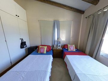 CASA EN VENTA BARRIO EL REMANSO, CHACRAS DE CORIA CON TOUR VIRTUAL