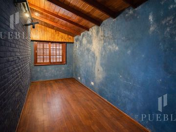 Casa en venta en ituzaingó con Piscina y Quincho.