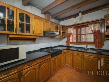 Casa en venta en ituzaingó con Piscina y Quincho.