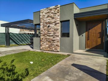 CASA EN VENTA BARRIO ALMA GARDENIA