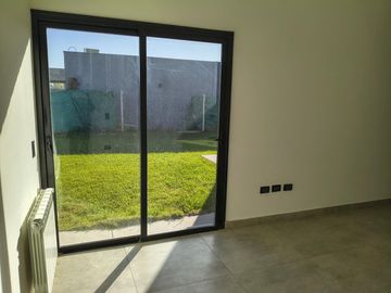 CASA EN VENTA BARRIO ALMA GARDENIA