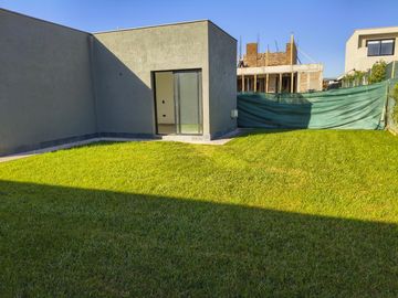 CASA EN VENTA BARRIO ALMA GARDENIA