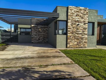 CASA EN VENTA BARRIO ALMA GARDENIA