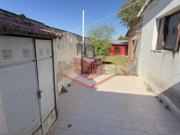 CASA EN VENTA EN SANTA MARÍA DE 3 DORMITORIOS A 400 MTS DE RUTA 38