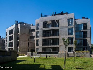 Departamento en la Torre 8 de 8 Sauces de 3 dormitorios