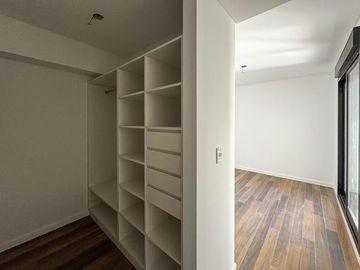 Departamento de tres dormitorios en abasto
