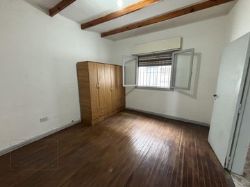 VENTA CASA TIPO PH BECCAR CON COCHERA 4 UNIDADES