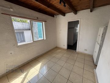 VENTA CASA TIPO PH BECCAR CON COCHERA 4 UNIDADES