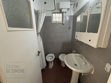 VENTA CASA TIPO PH BECCAR CON COCHERA 4 UNIDADES
