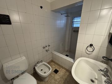 VENTA CASA TIPO PH BECCAR CON COCHERA 4 UNIDADES