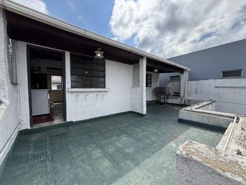 VENTA CASA TIPO PH BECCAR CON COCHERA 4 UNIDADES