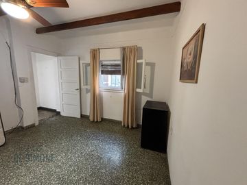 VENTA CASA TIPO PH BECCAR CON COCHERA 4 UNIDADES
