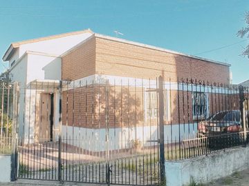 Casa en venta Morón 4 ambientes APTO CREDITO