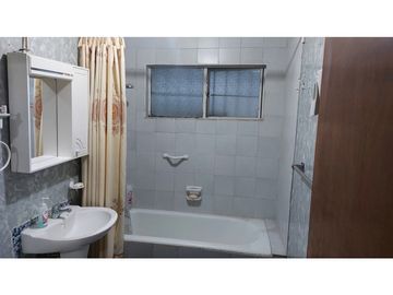 Se Arrienda Amplia Casa Villa Tahiti Quillota