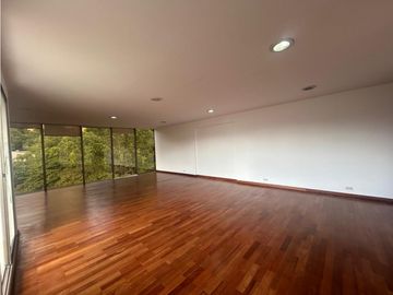 OFICINA PARA ARRIENDO EN EL POBLADO