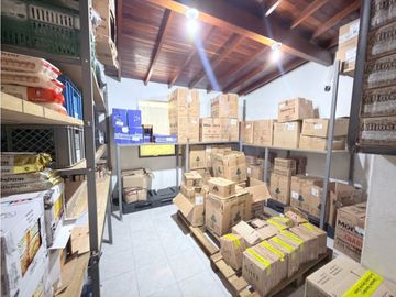 Venta de casa unifamiliar en Simón Bolívar, Medellín