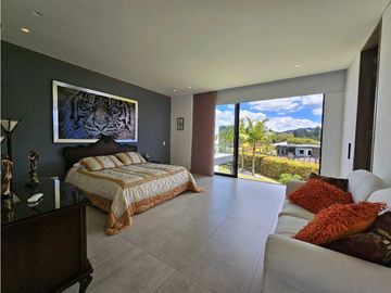 Venta de casa en Llanogrande, Rionegro