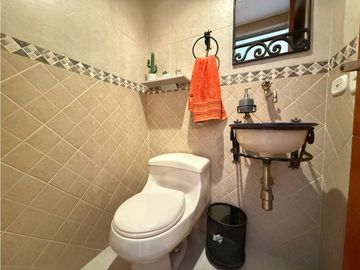 Venta de apartamento cerca al segundo parque de Laureles