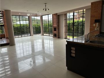 Venta o Arriendo casa en altos del escobero