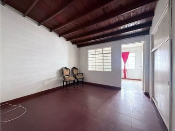 Venta de casas desenglobadas primer y segundo piso en Santa Monica