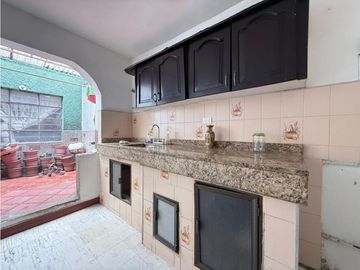 Venta de casas desenglobadas primer y segundo piso en Santa Monica