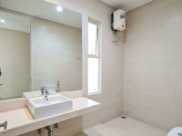Jual Rmh diEastwood Citraland Utama Surabaya Barat
