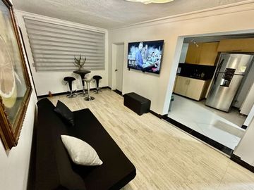 Apartamento en arriendo de 5 hab. en San Joaquín, Medellín