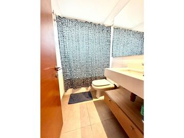 Casa en P. Roja 7 D+2 estar+ no perimetral (VE)