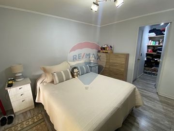 Casa familiar con 4D + 3B + 3er piso habilitado
