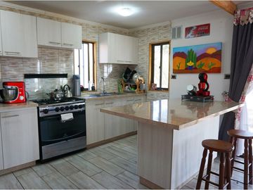 Casa excelente ubicación Hacienda Chacabuco