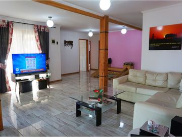 Casa excelente ubicación Hacienda Chacabuco